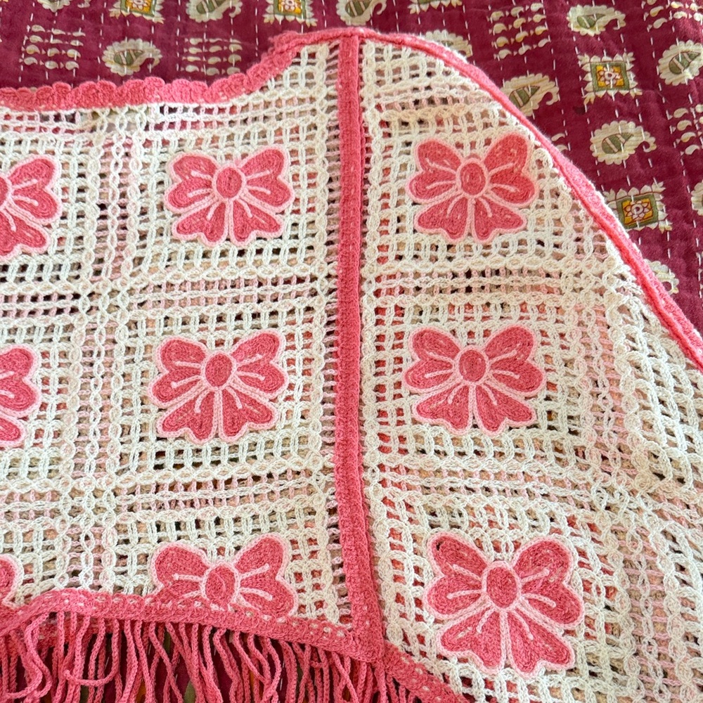 House of Harlow 1960 Pink Bows and Cream Crochet Fringe Sweater - Picture 5 of 7